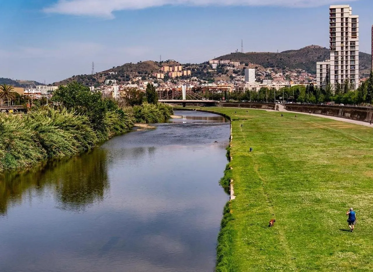Private Double Room In A Shared Penthouse With Patios Sant Adria de Besos