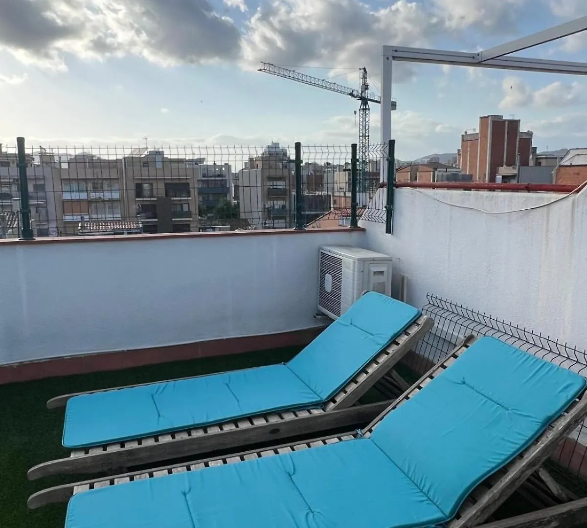 Private Double Room In A Shared Penthouse With Patios Sant Adria de Besos