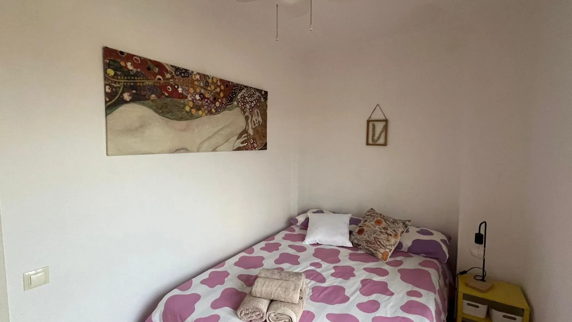 Hostel Private Double Room In A Shared Penthouse With Patios Sant Adria de Besos